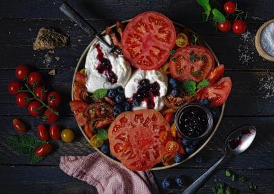 Ensalada de tomate y vinagreta de mermelada de arándanos Cocina Selecta
