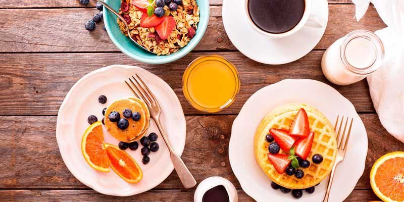 Desayunos que se adaptan al ritmo de tu verano