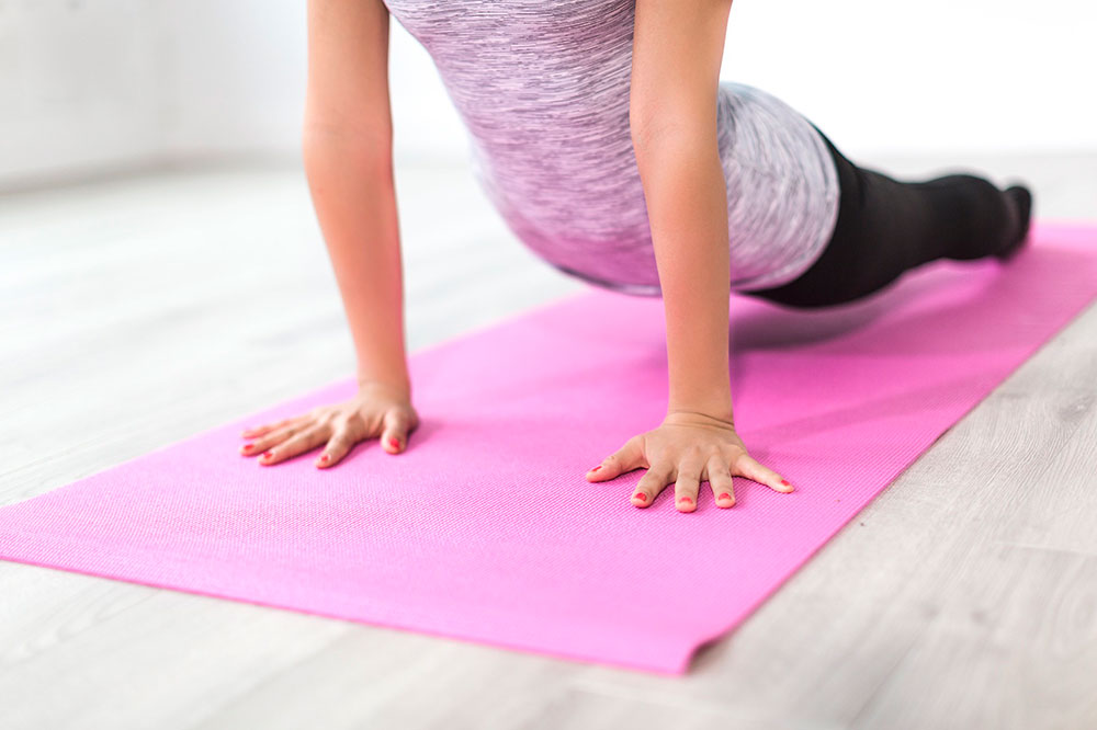 Rutinas para mantenerte en forma sin salir de casa
