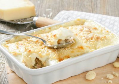 Canelón relleno de pollo y La mermelada de ciruela