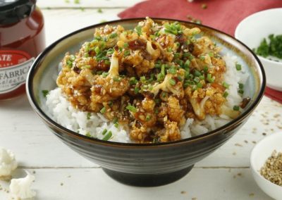 Un toque oriental en la mesa: coliflor estilo General Tso con mermelada de tomate Cocina Selecta